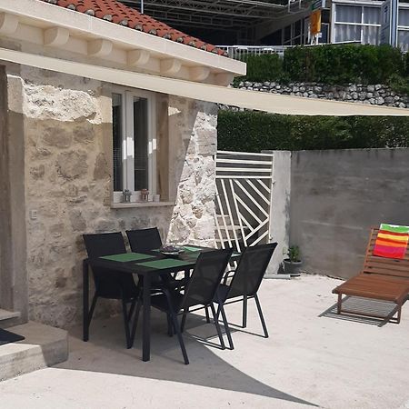 Little Stone House Appartement Buici  Buitenkant foto