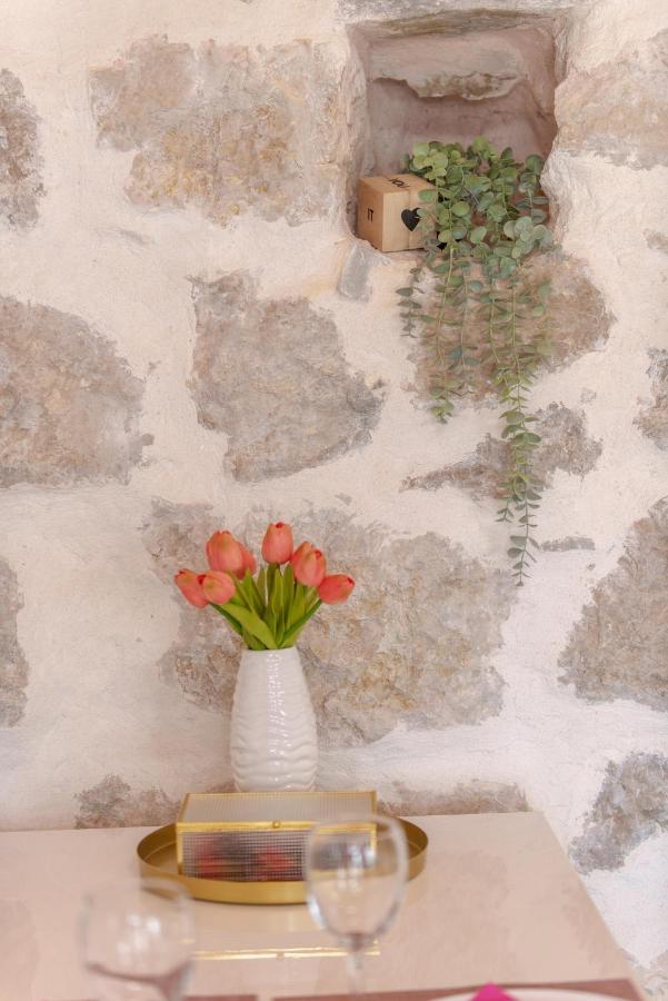 Little Stone House Appartement Buici  Buitenkant foto