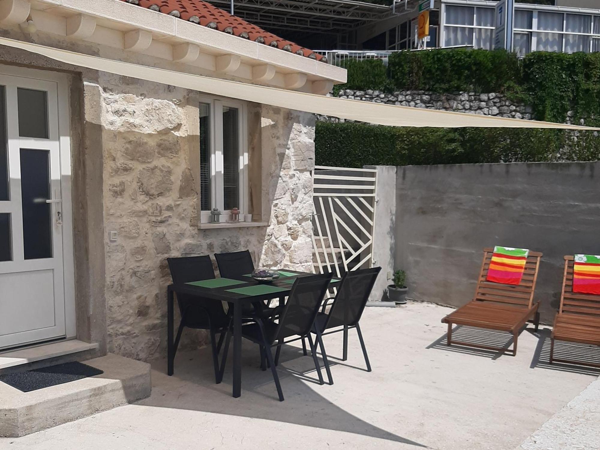 Little Stone House Appartement Buici  Buitenkant foto
